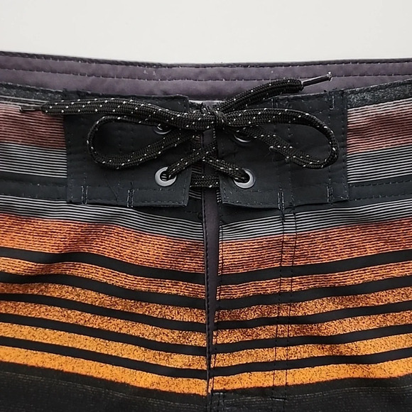 Burnside Men's Swim Shorts  Size 34 - Picture 5 of 14